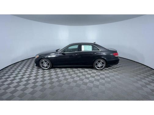 2015 Mercedes-Benz E-Class 4MATIC