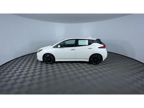 2024 Nissan Leaf SV PLUS