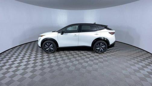 2025 Nissan ARIYA EVOLVE+