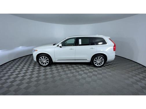 2019 Volvo XC90 T6 Inscription