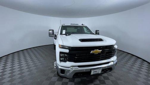 Summit White 2025 Chevrolet Silverado 3500 WT