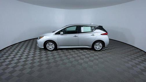 2025 Nissan Leaf S