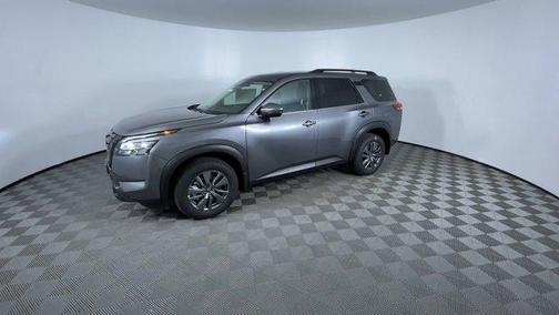 2025 Nissan Pathfinder SV 4WD
