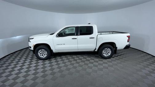 Glacier White 2027 Nissan Frontier S