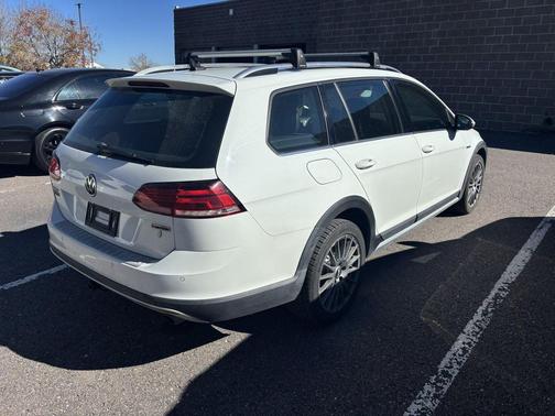 2019 Volkswagen Golf 1.4T S
