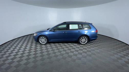 2016 Volkswagen Golf SportWagen TSI SE 4-Door