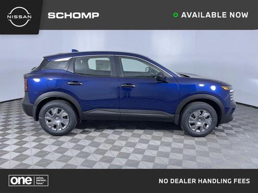 2025 Nissan Kicks S