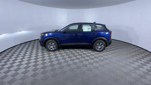2025 Nissan Kicks S