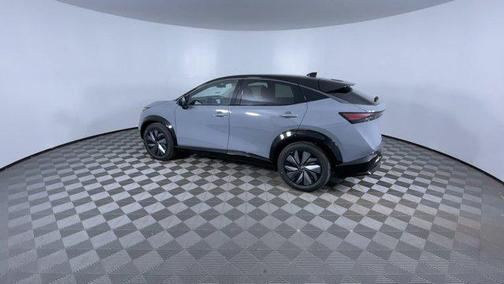 2025 Nissan ARIYA EVOLVE+