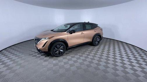 2025 Nissan ARIYA PLATINUM+