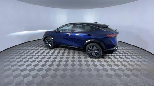 2025 Nissan ARIYA EVOLVE+