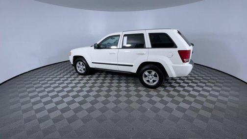 2007 Jeep Grand Cherokee Laredo