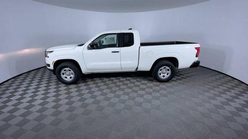 2025 Nissan Frontier S