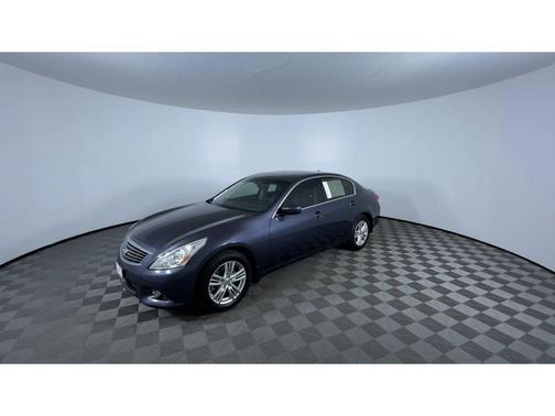 2011 INFINITI G25x Base