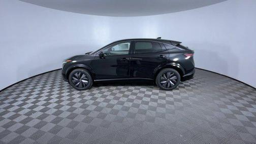 2025 Nissan ARIYA EVOLVE+