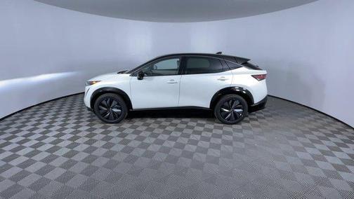 2025 Nissan ARIYA EVOLVE+