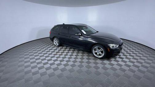 2019 BMW 330 xDrive