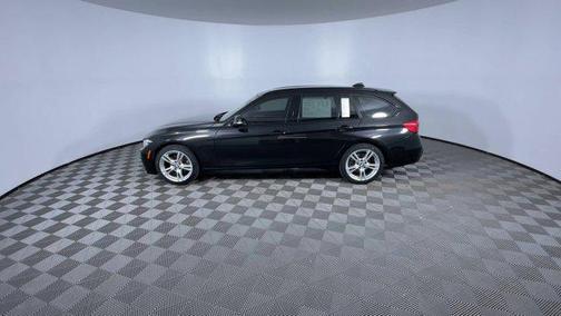 2019 BMW 330 xDrive
