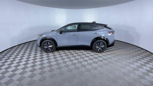 2025 Nissan ARIYA PLATINUM+