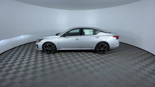 2025 Nissan Altima SR AWD