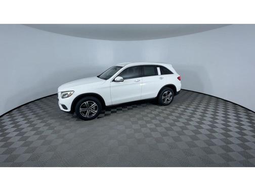 2018 Mercedes-Benz GLC 300 Base