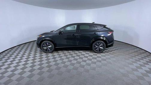 2025 Nissan ARIYA EVOLVE+