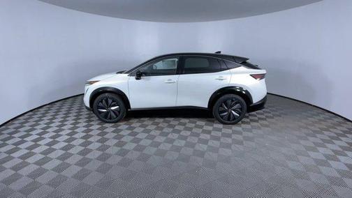 2025 Nissan ARIYA ENGAGE+