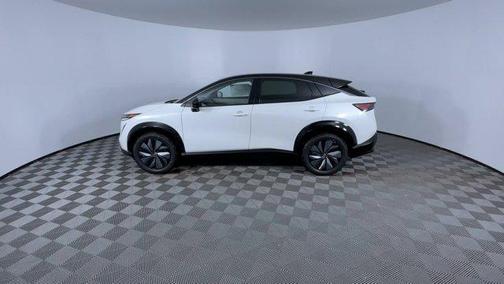 2025 Nissan ARIYA ENGAGE