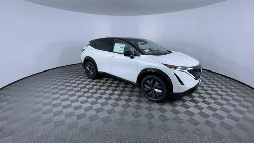 2025 Nissan ARIYA ENGAGE