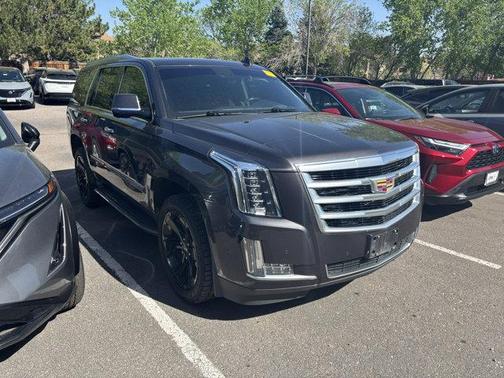 2017 Cadillac Escalade Luxury