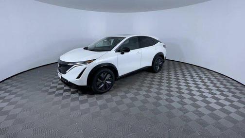 2025 Nissan ARIYA EVOLVE+