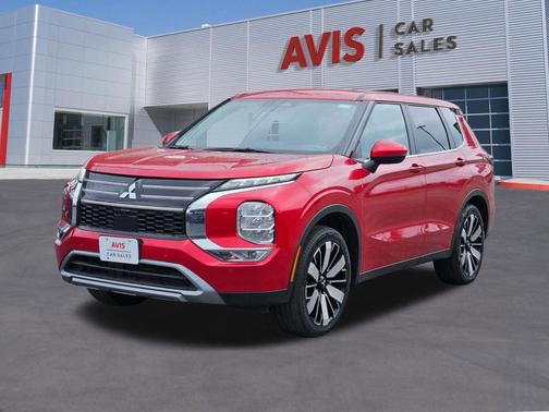 Red Metallic 2025 Mitsubishi Outlander SE S-AWC