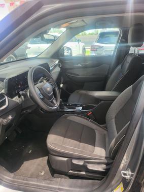 Sterling Gray Metallic 2025 Chevrolet Trailblazer LT