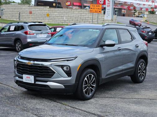 Sterling Gray Metallic 2025 Chevrolet Trailblazer LT