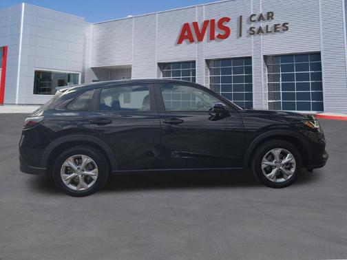 Crystal Black Pearl 2025 Honda HR-V LX