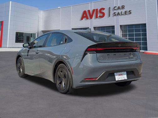 Bright White Clearcoat 2025 Jeep Wrangler Sport S