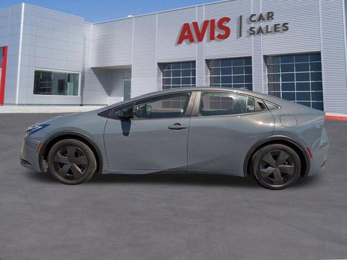 Bright White Clearcoat 2025 Jeep Wrangler Sport S