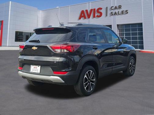 Black Metallic 2025 Chevrolet Trailblazer LT