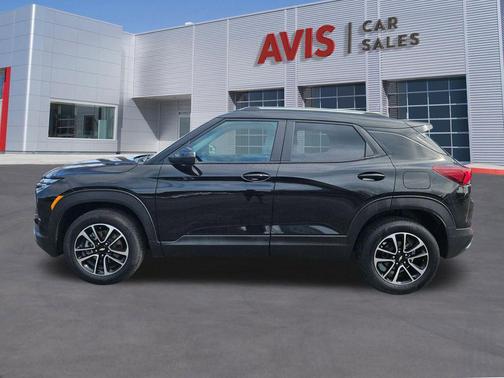 Black Metallic 2025 Chevrolet Trailblazer LT