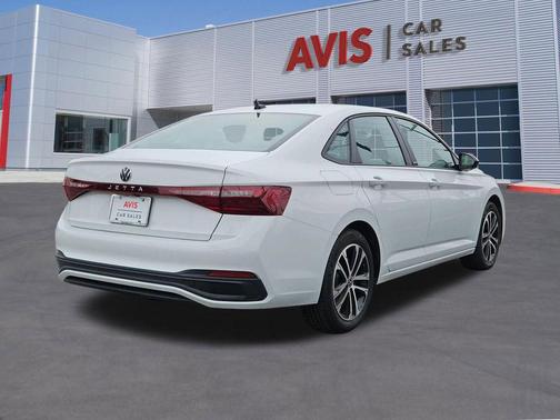 Pure White 2025 Volkswagen Jetta 1.5T Sport