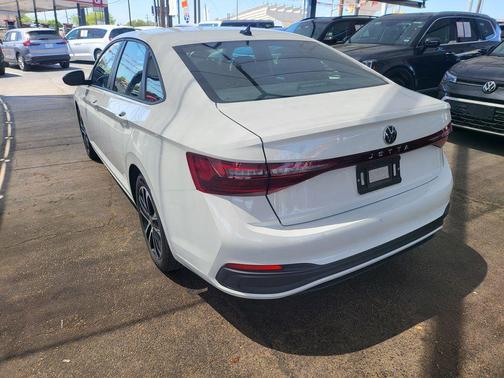 Pure White 2025 Volkswagen Jetta 1.5T Sport