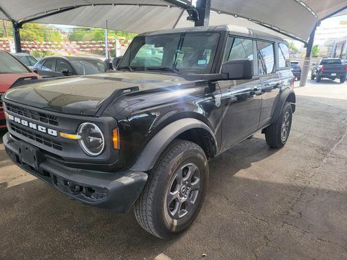 Shadow Black 2025 Ford Bronco Big Bend