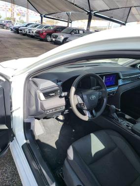 Ice Cap 2025 Toyota Camry LE