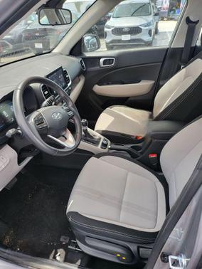 Shimmering Silver 2025 Hyundai VENUE SEL