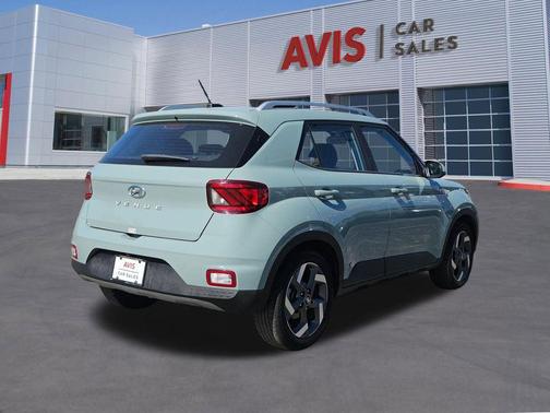 Mirage Green 2025 Hyundai VENUE SEL