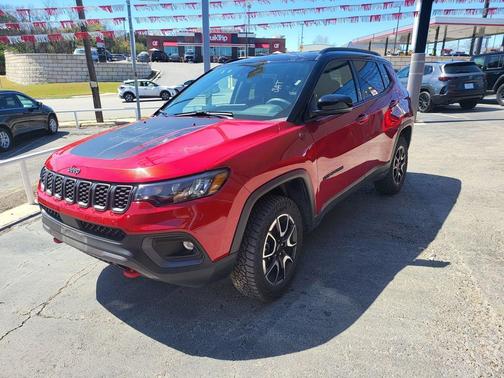 2025 Jeep Compass Trailhawk