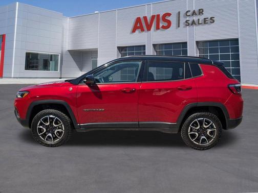 2025 Jeep Compass Trailhawk
