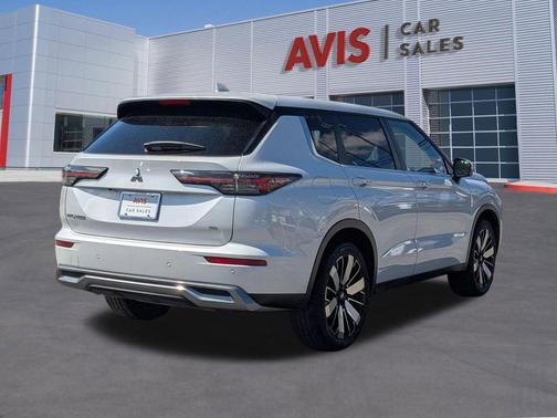 2025 Mitsubishi Outlander SE 2.5 2WD