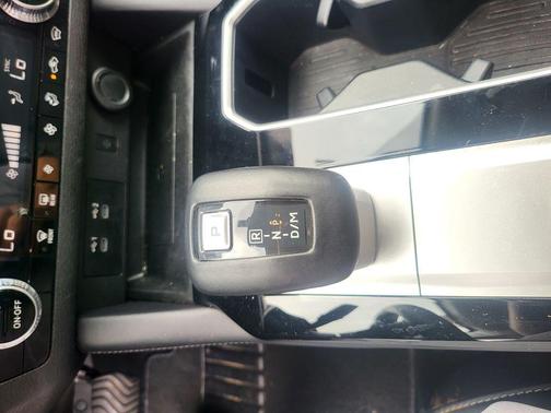Alloy Silver Metallic 2025 Mitsubishi Outlander SE S-AWC