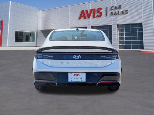 2025 Hyundai SONATA SEL